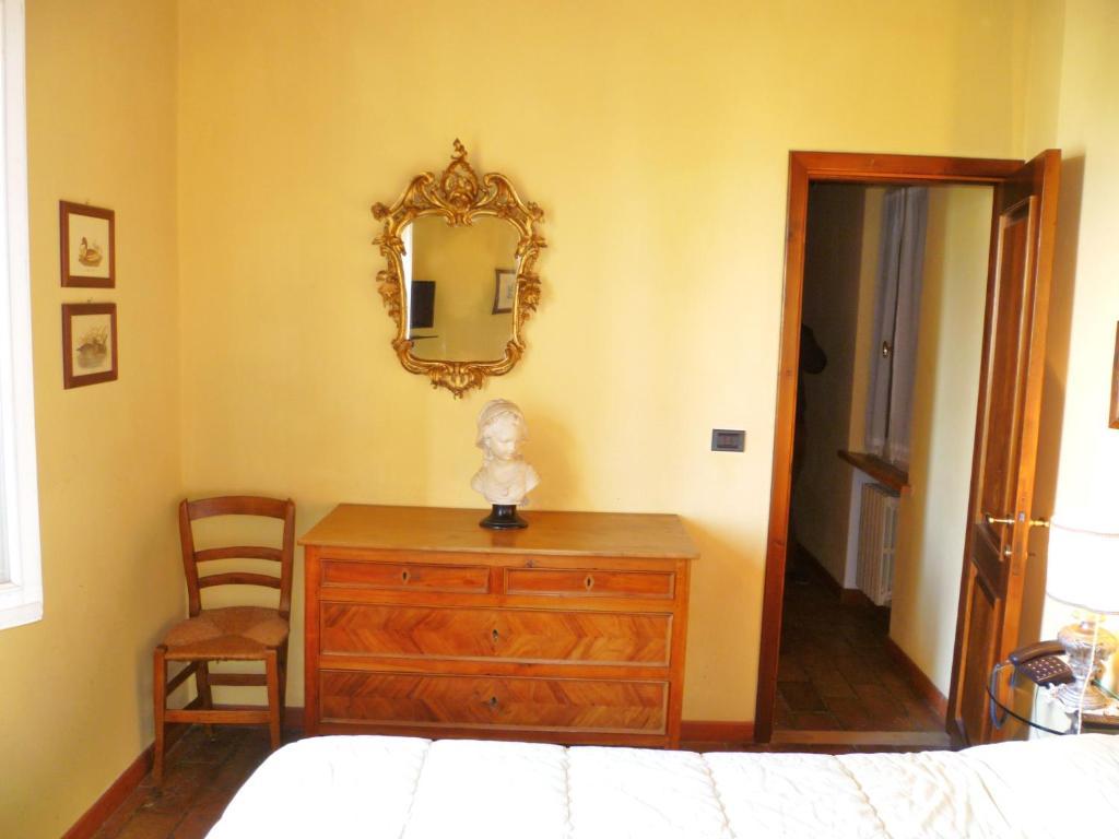 Locanda Di Villa Torraccia Pesaro Phòng bức ảnh